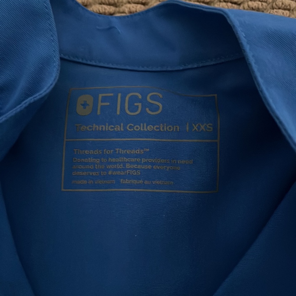 Figs Scrubs - Picture 2 of 3